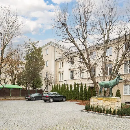 Nowy Swiat 35 With Mezzanine *